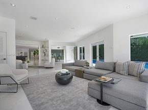 1040 S Shore Dr, Miami Beach FL 33141