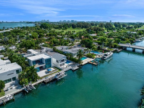 1040 S Shore Dr, Miami Beach FL 33141