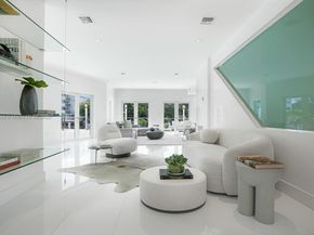 1040 S Shore Dr, Miami Beach FL 33141