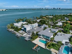 1040 S Shore Dr, Miami Beach FL 33141