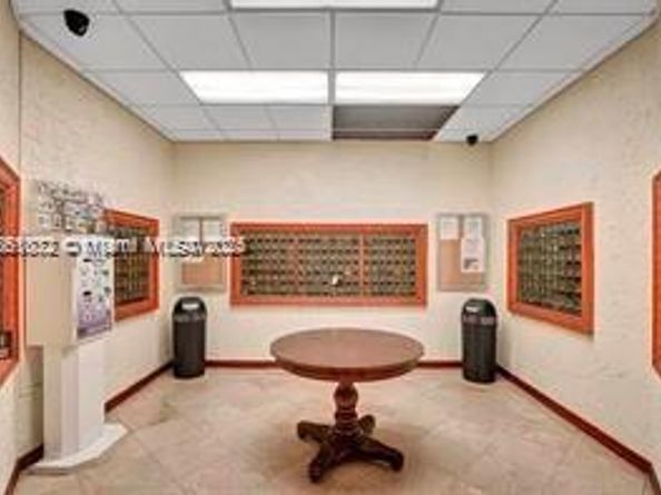 3725 S Ocean Dr 1605, Hollywood FL 33019