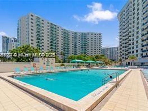 3725 S Ocean Dr 1605, Hollywood FL 33019