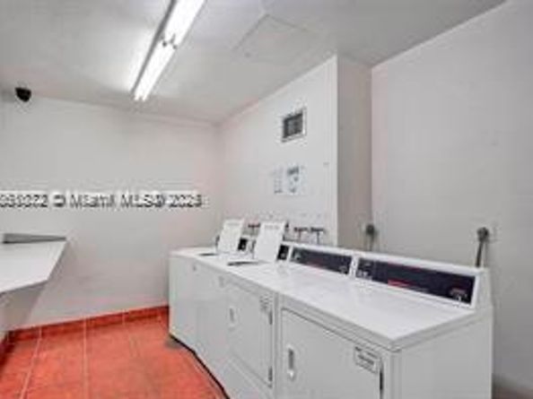 3725 S Ocean Dr 1605, Hollywood FL 33019