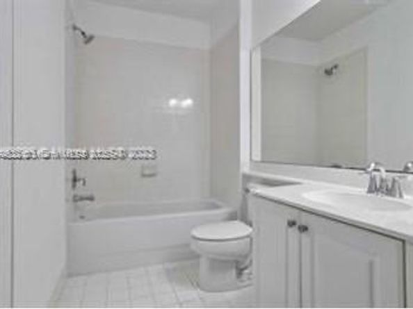 3600 Oaks Clubhouse Dr 509, Pompano Beach FL 33069