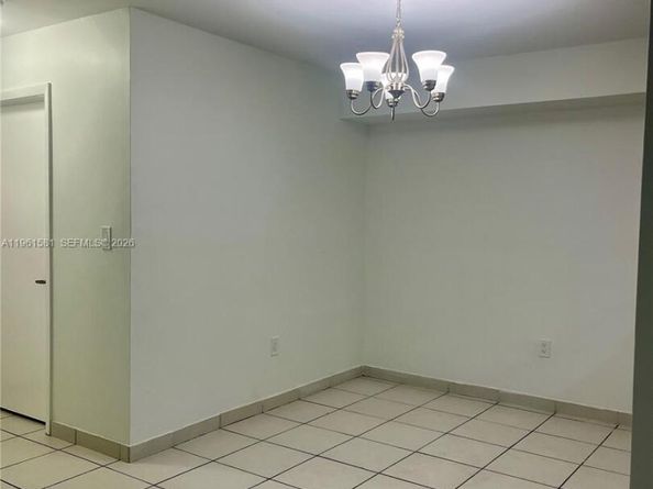 11800 SW 18th St 3074, Miami FL 33175