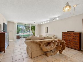 823 Cypress Blvd 104, Pompano Beach FL 33069