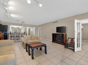 823 Cypress Blvd 104, Pompano Beach FL 33069