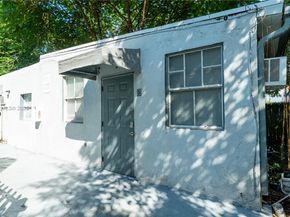 1177 NW 30th St, Miami FL 33127