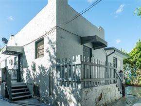 1177 NW 30th St, Miami FL 33127