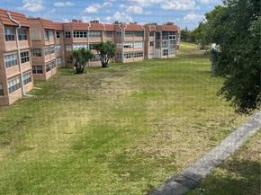 9801 Sunrise Lakes Blvd 301, Sunrise FL 33322