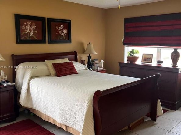 9801 Sunrise Lakes Blvd 301, Sunrise FL 33322