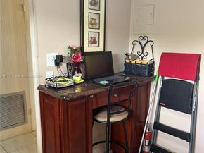 9801 Sunrise Lakes Blvd 301, Sunrise FL 33322