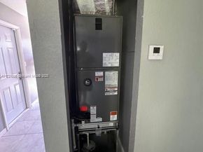 2915 NW 7th Ct, Fort Lauderdale FL 33311
