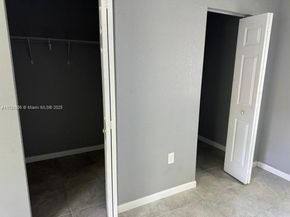 2915 NW 7th Ct, Fort Lauderdale FL 33311