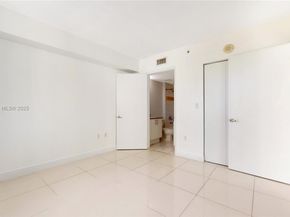 1871 NW S River Dr 1205, Miami FL 33125