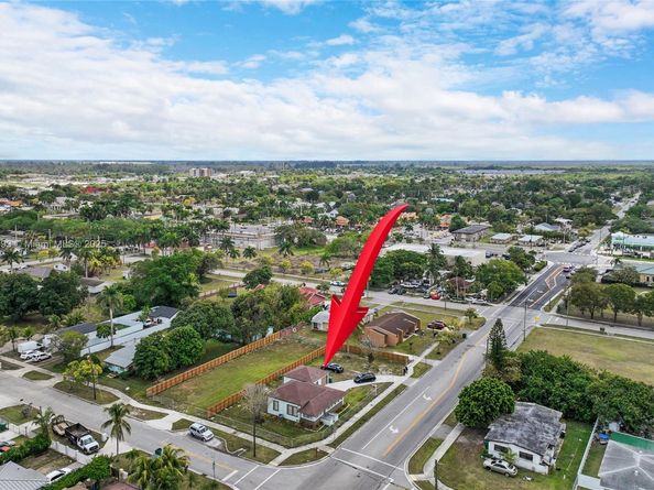 145 NW 6th Ave, Florida City FL 33034