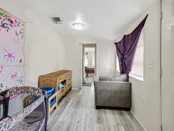 145 NW 6th Ave, Florida City FL 33034