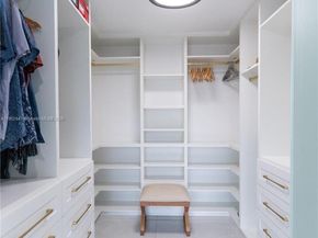 5601 N Ocean Dr, Hollywood FL 33019