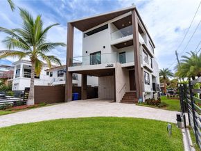 5601 N Ocean Dr, Hollywood FL 33019