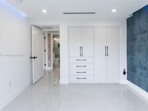 5601 N Ocean Dr, Hollywood FL 33019