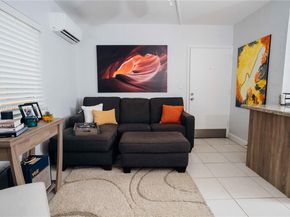 7901 SW 64th Ave 6, South Miami FL 33143