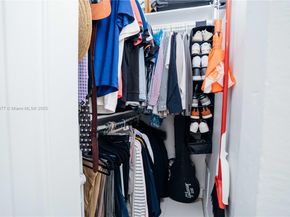 7901 SW 64th Ave 6, South Miami FL 33143