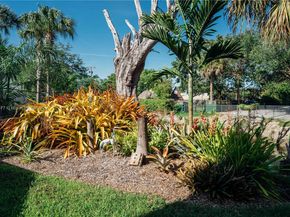 7901 SW 64th Ave 6, South Miami FL 33143