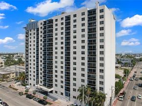 401 69th St 1003, Miami Beach FL 33141