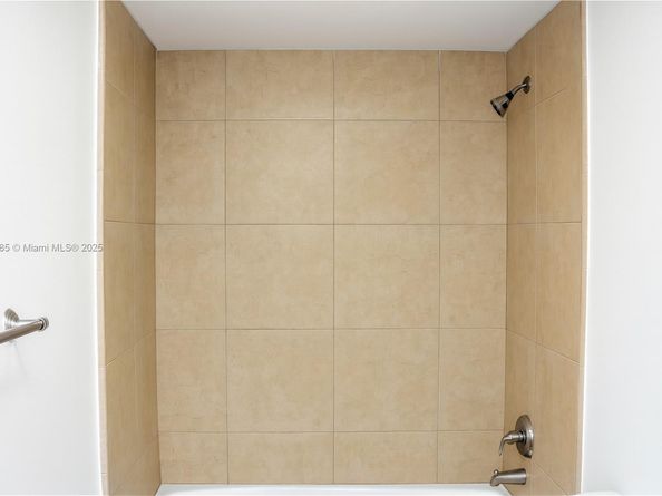 401 69th St 1003, Miami Beach FL 33141