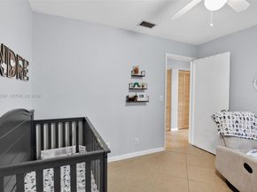 1145 NW 111th Ave, Plantation FL 33322