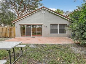 1145 NW 111th Ave, Plantation FL 33322