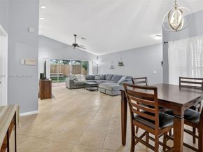 1145 NW 111th Ave, Plantation FL 33322