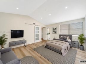 4852 Grapevine Way, Davie FL 33331