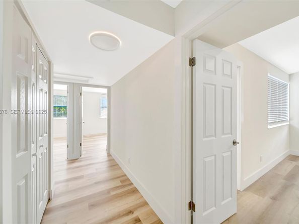 4852 Grapevine Way, Davie FL 33331