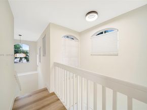 4852 Grapevine Way, Davie FL 33331