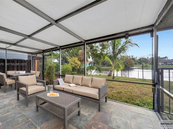 4852 Grapevine Way, Davie FL 33331