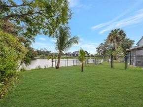 4852 Grapevine Way, Davie FL 33331