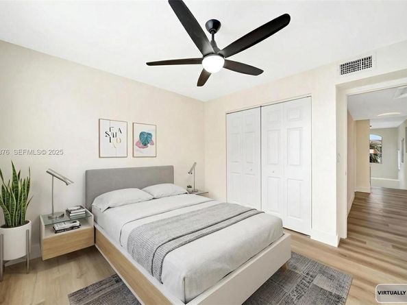 4852 Grapevine Way, Davie FL 33331