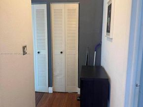 6936 SW 110th Ave, Miami FL 33173