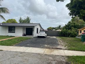 16 NW 207th St, Miami Gardens FL 33169