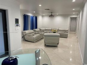 16 NW 207th St, Miami Gardens FL 33169
