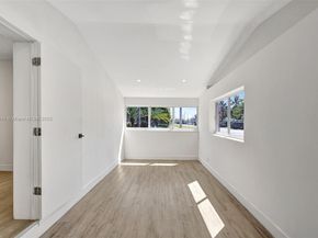 843 SW 20th St, Fort Lauderdale FL 33315