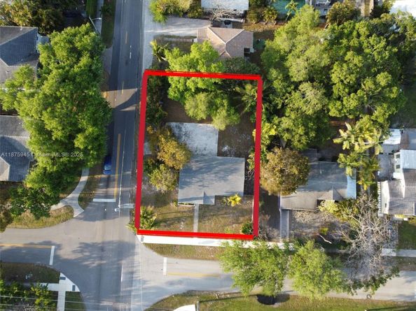 843 SW 20th St, Fort Lauderdale FL 33315