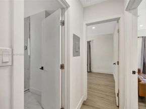 843 SW 20th St, Fort Lauderdale FL 33315