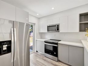 843 SW 20th St, Fort Lauderdale FL 33315