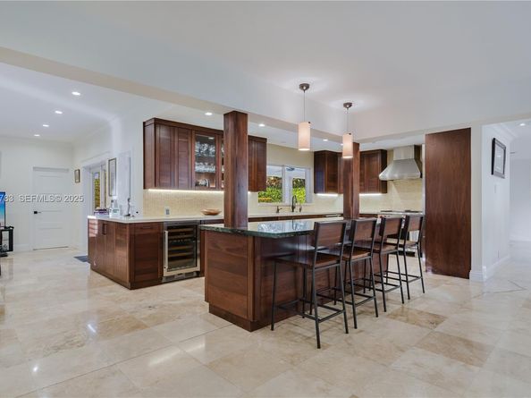 6755 SW 99th Ter, Pinecrest FL 33156