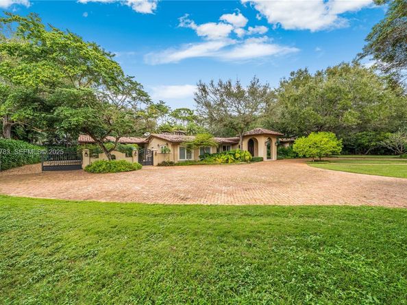 6755 SW 99th Ter, Pinecrest FL 33156