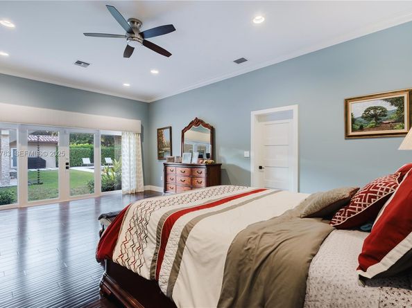 6755 SW 99th Ter, Pinecrest FL 33156