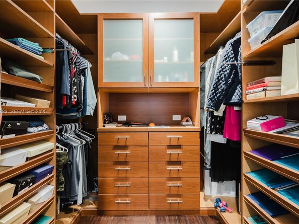 6755 SW 99th Ter, Pinecrest FL 33156