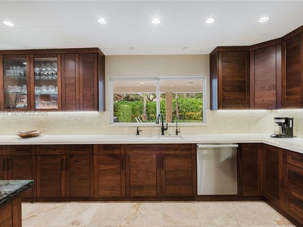 6755 SW 99th Ter, Pinecrest FL 33156